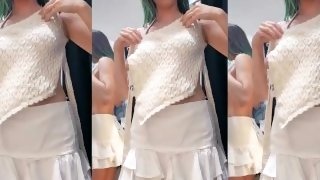 [4K] Lustful student chooses an outfit for cheating on her boyfriend in the fitting room