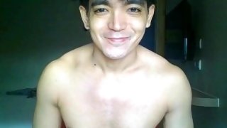 Morning webcam officer shows you his FLACCID Asian cock. Malambot pa titi.