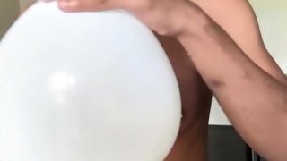 Balloon fetish with Ebony step sis