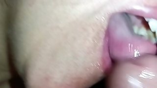 Golden shower, pissed on my wife, cumshot on her mouth