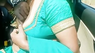 Indian beautiful stranger aunty car sex telugu dirty talks, కార్ లో దెంగులాట బూతులు