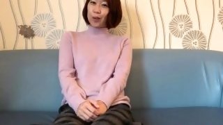 Skinny Japanese Cougar Takes POV Creampie