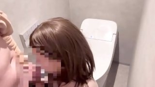 【カップル】② ホテルのトイレで彼女にフェラできもちよくしてもらう/バック/フェラ/尻/フェラチオ