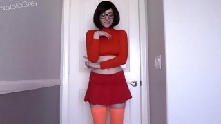 Natalia Velma Cosplay - Dark Haired Lady Solo