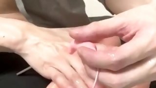 【㊙️❤️無料R18女性向けASMR/ローター責め激ピストン】勃起したクリトリスにローターを当てられながらアヘ