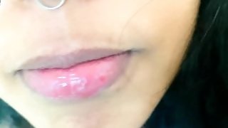 මෙහෙමත් තොල දැමිල්ලක් / Step sis fuck after lovely lipkiss