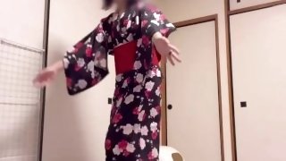 【個人撮影】素人カップル 浴衣にお着替えしたよ 全裸 コスプレ デカ尻 日本人 Japanese Hentai Cosplay Yukata Amateur Cou